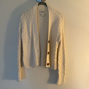 Abercrombie & Fitch Cream Knit Cardigan Button-up